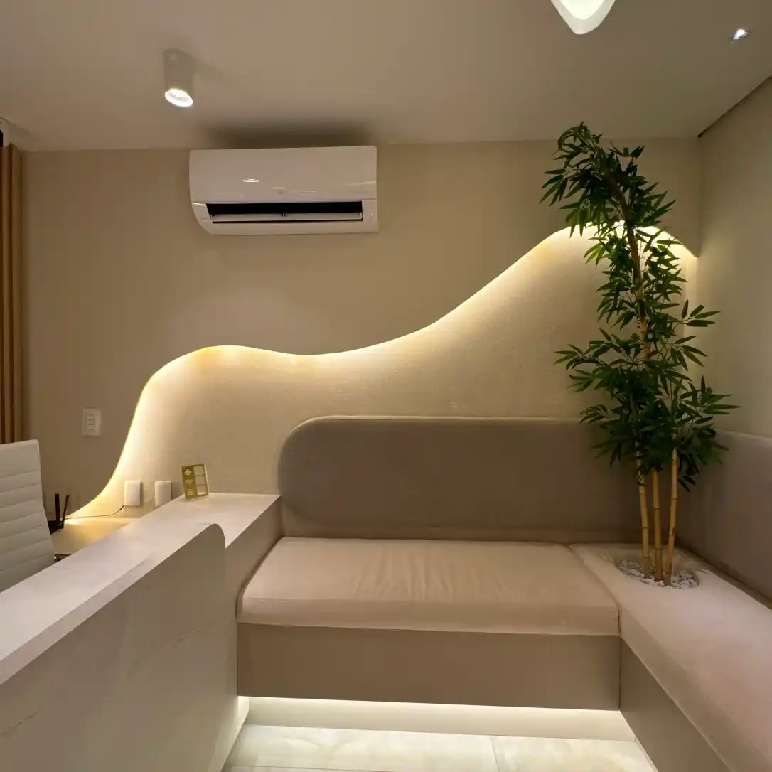 IMG_8047_1x_16_11zon